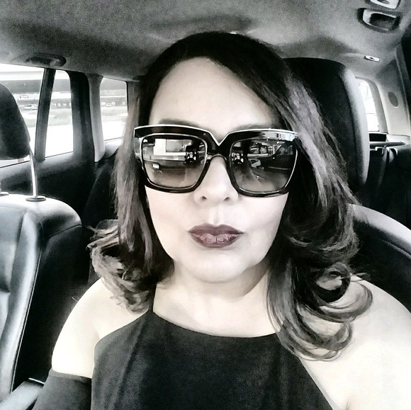 Meet your Posher, Aimee - Picture 1 of 1